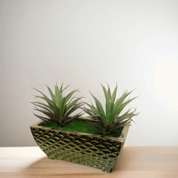 Diamond Gleam Planter