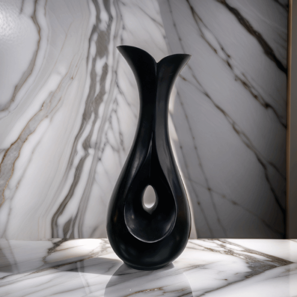 Elegance Vase Black